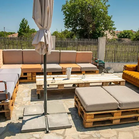 Луксозна вила Luxury, Private Pool, Sauna, Beach! *