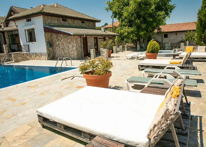 Luxury, Private Pool, Sauna, Beach! Луксозна вила Баня