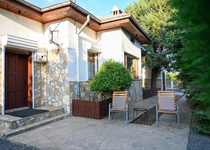 Luxury, Private Pool, Sauna, Beach! Баня