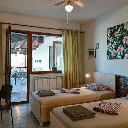 וילה Luxury, Private Pool, Sauna, Beach! Banya (Burgas)