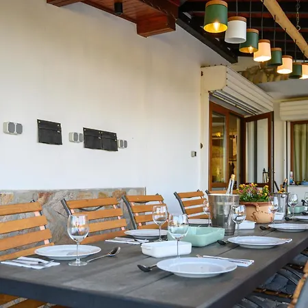 Luxury, Private Pool, Sauna, Beach! וילה