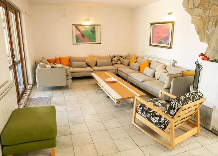 Luxury, Private Pool, Sauna, Beach!